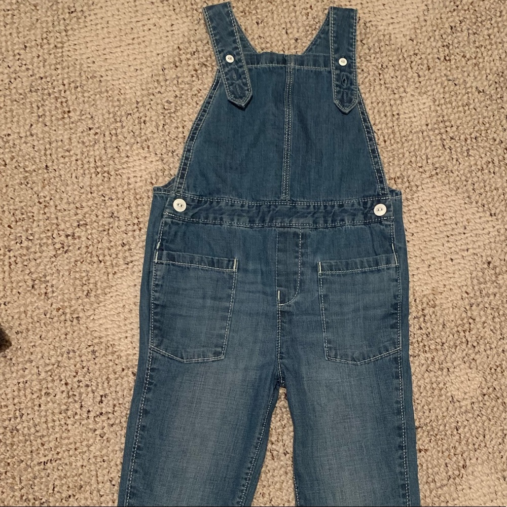 Gymboree bibs